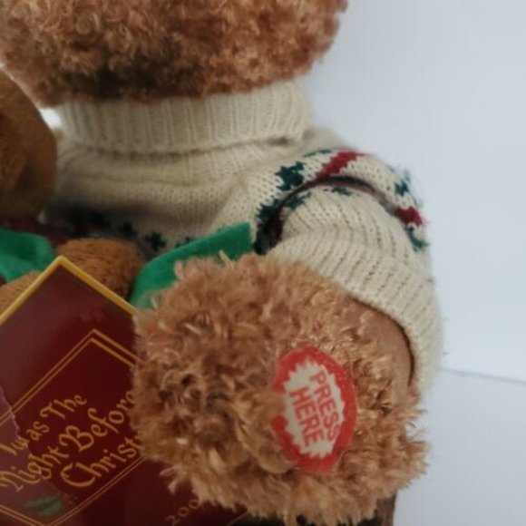 Avon Battery Operated Plush Twas The Night Before Christmas Story 2006 Bear - Picture 2 of 2